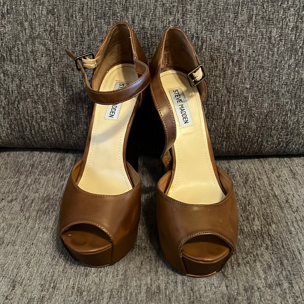Steve Madden brown sandal heels with a peep toe